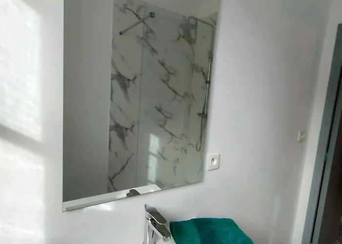 Bed & Breakfast L'escale De Compostelle, Centre A 5 Minutes Du Canal *