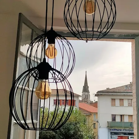 L'escale De Compostelle, Centre A 5 Minutes Du Canal Frühstückspension